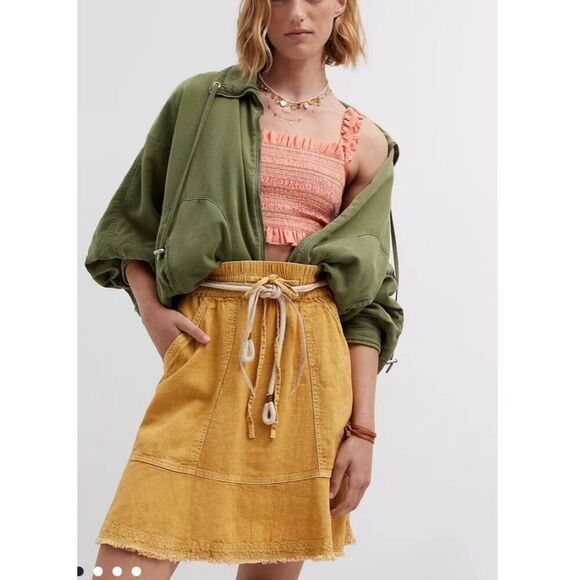 Anthropologie Dresses & Skirts - Anthropologie Pilcro linen blend Flounced Mini Skirt Size XL yellow mustard